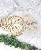 Wooden Baby Monthly Milestone Rounds. Set of 12 months sign with leaf design
